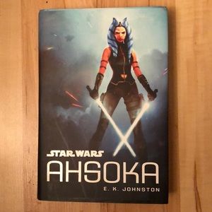 Star Wars Ahsoka hardcover book EUC